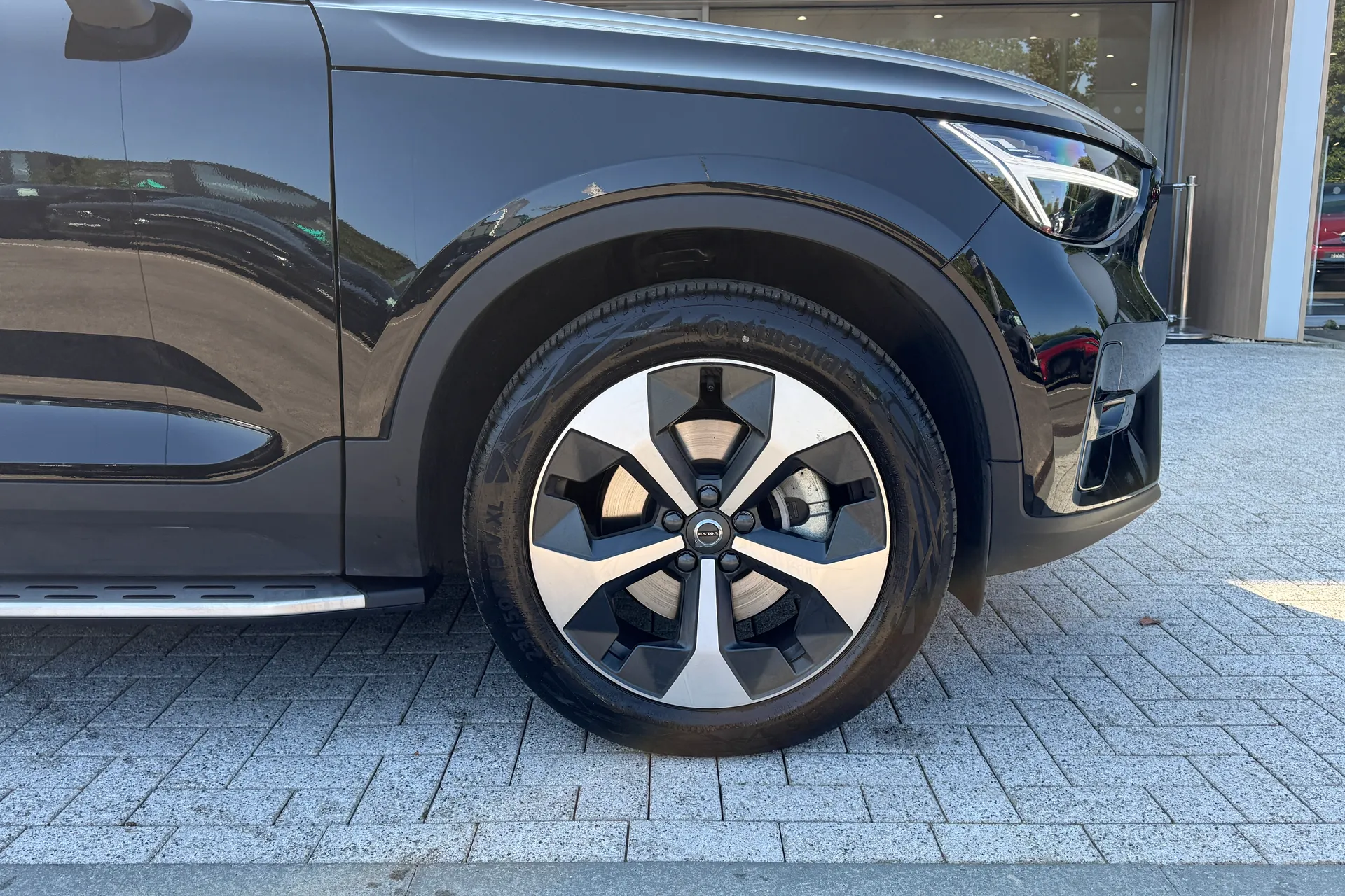 Volvo XC40 thumbnail image number 11
