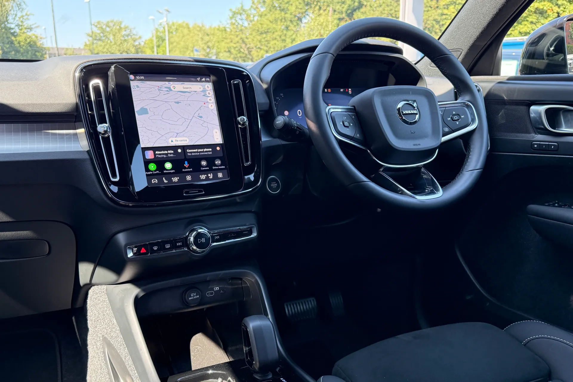 Volvo XC40 thumbnail image number 30