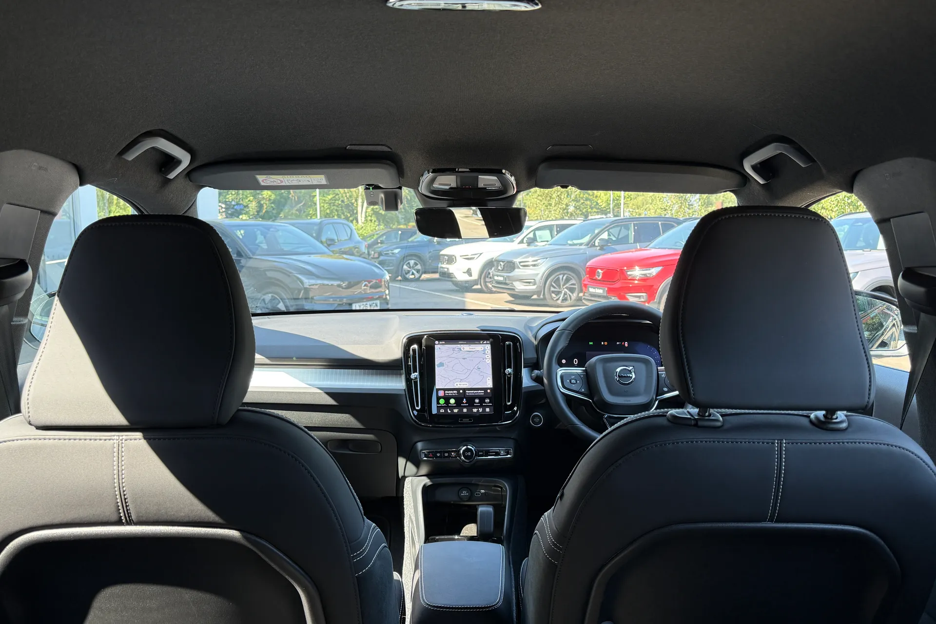 Volvo XC40 thumbnail image number 17