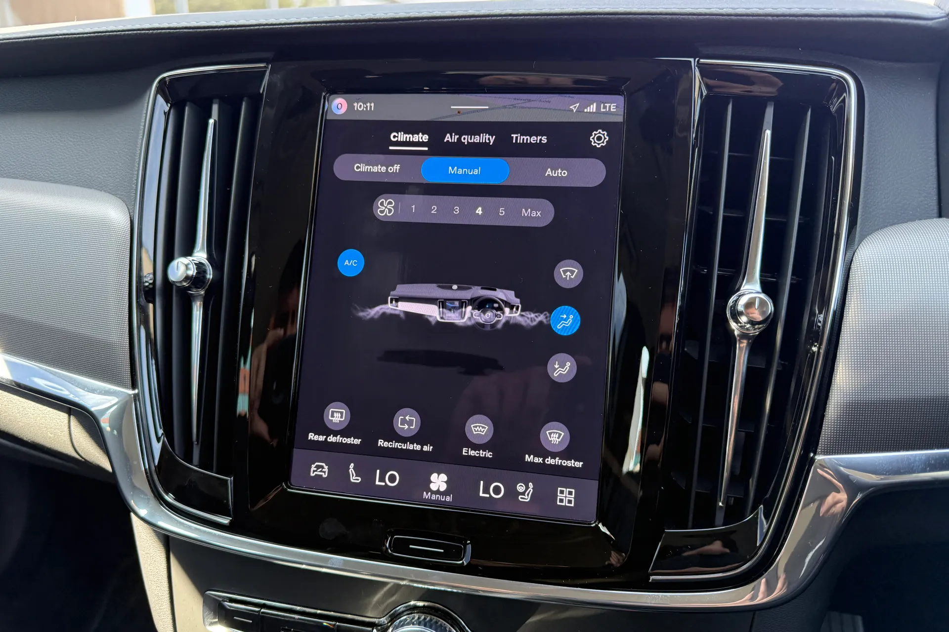 Volvo V90 thumbnail image number 41