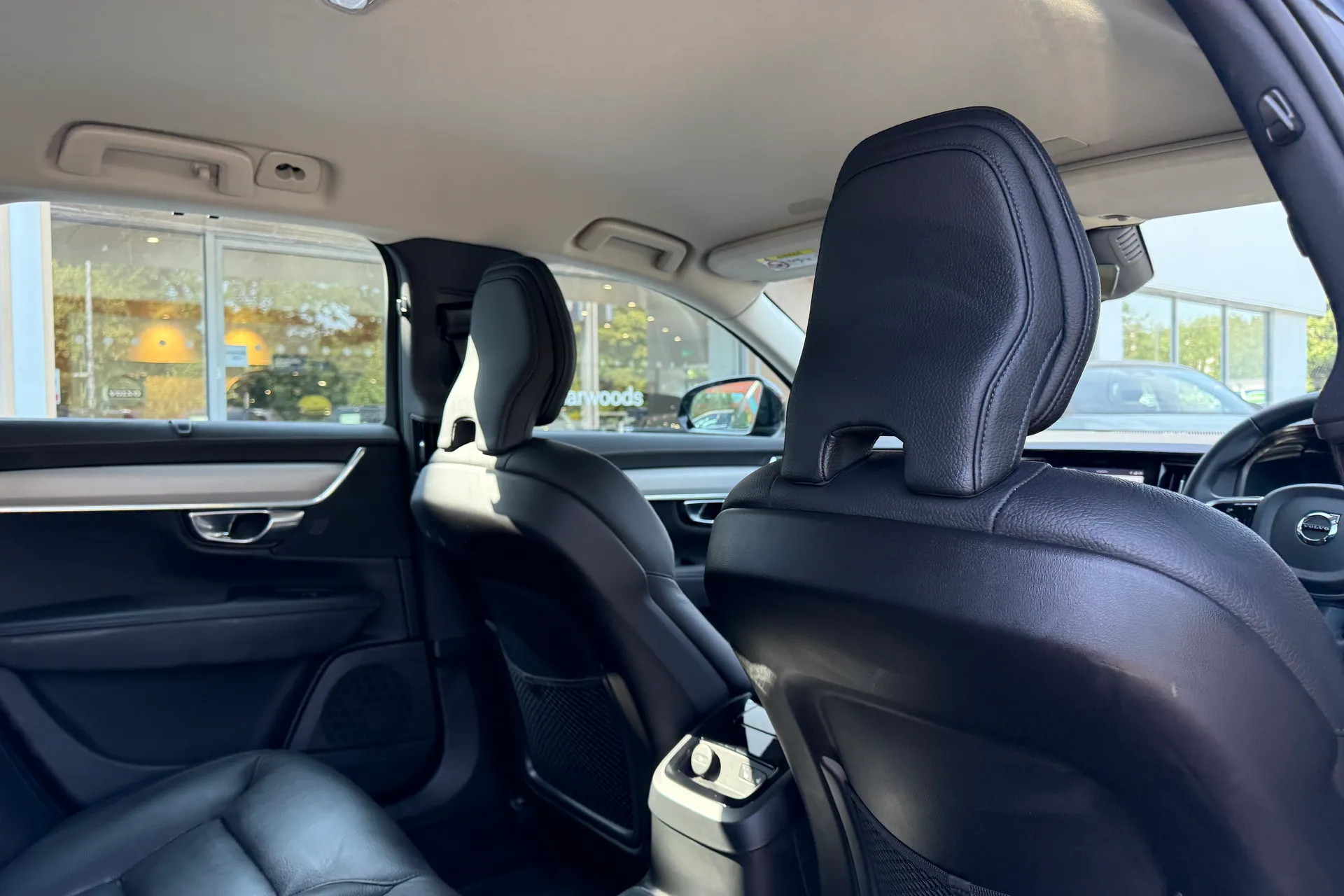 Volvo V90 thumbnail image number 25