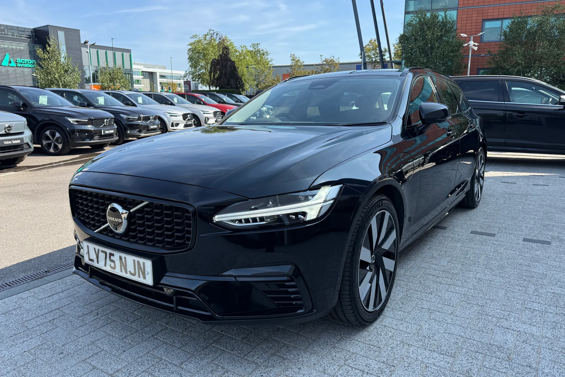 Volvo V90 thumbnail image number 13