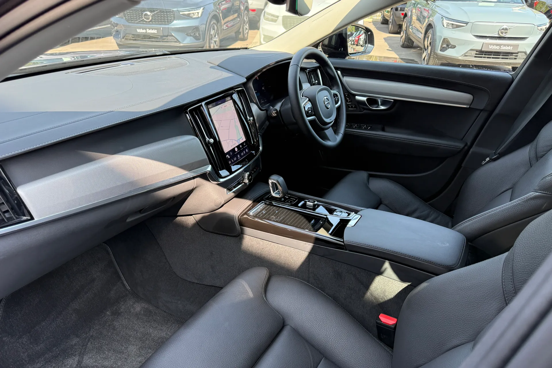 Volvo V90 thumbnail image number 28
