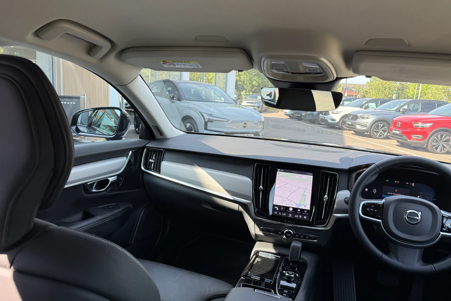 Volvo V90 thumbnail image number 32
