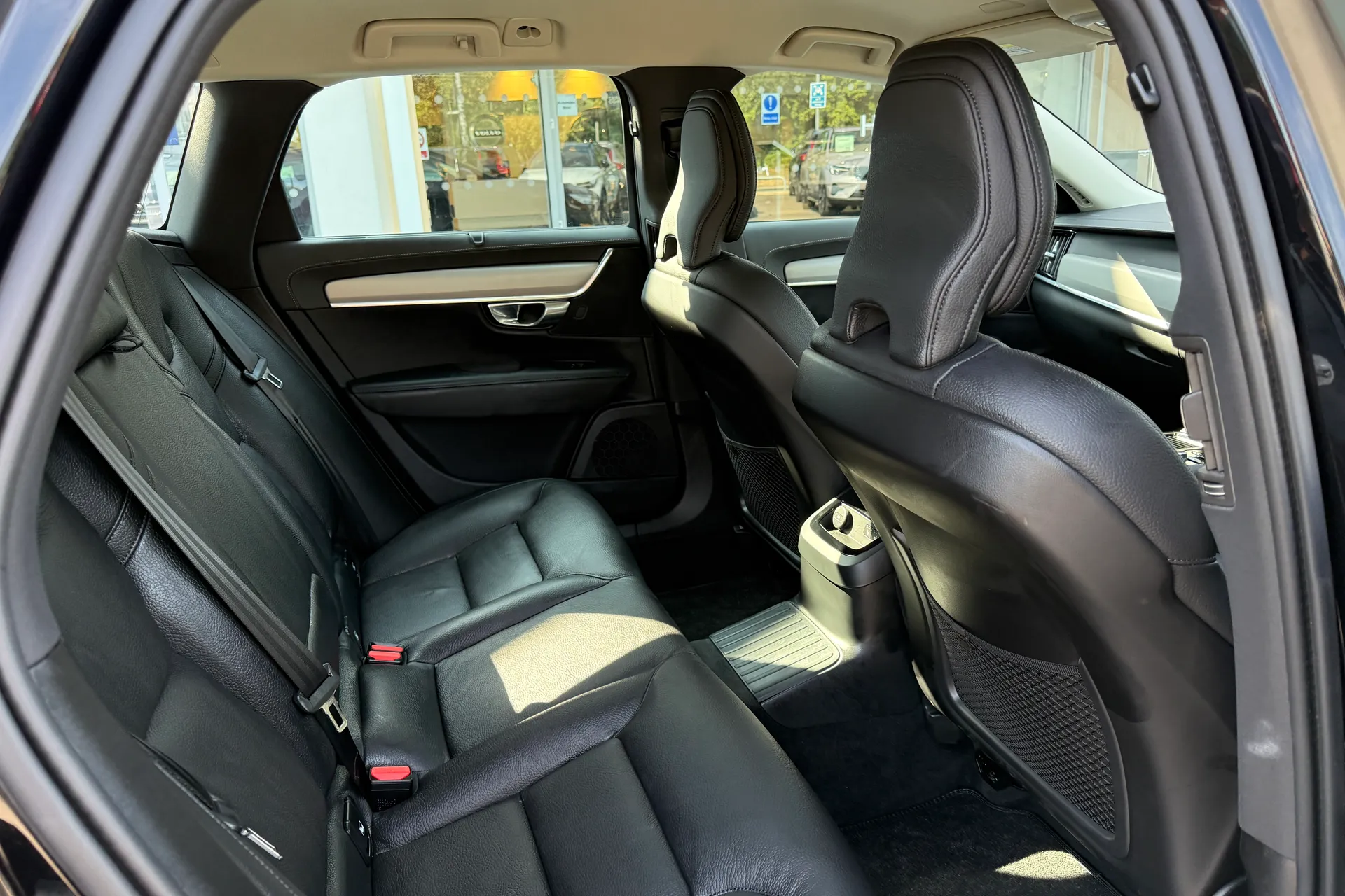 Volvo V90 thumbnail image number 24