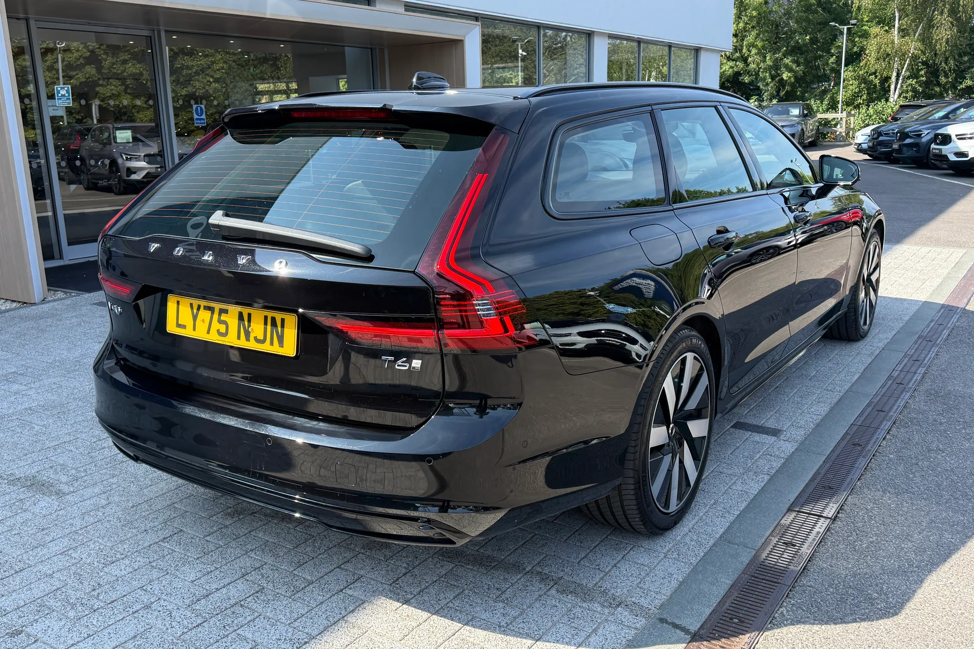 Volvo V90 thumbnail image number 9