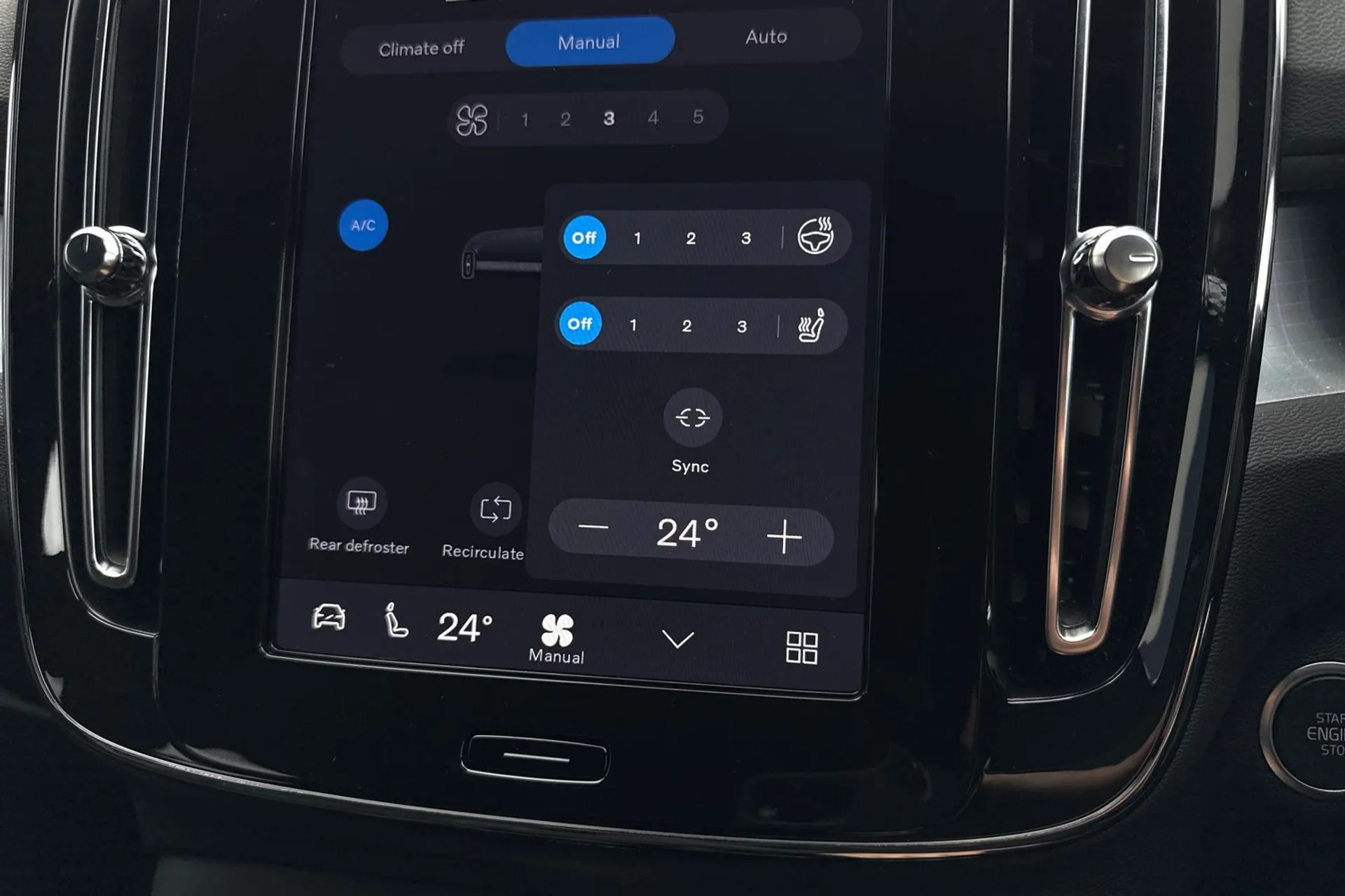 Volvo XC40 thumbnail image number 40