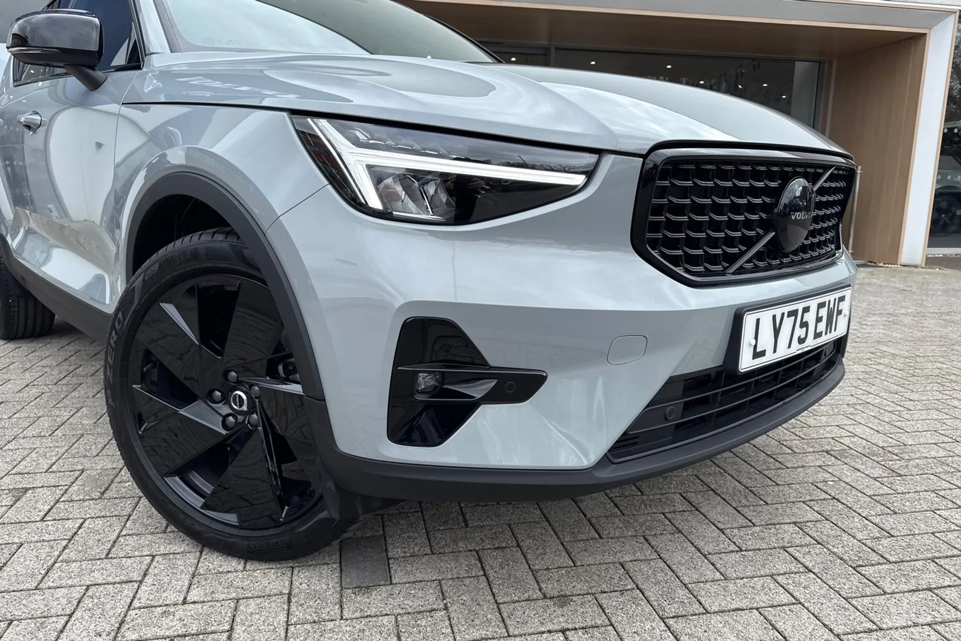 Volvo XC40 thumbnail image number 7