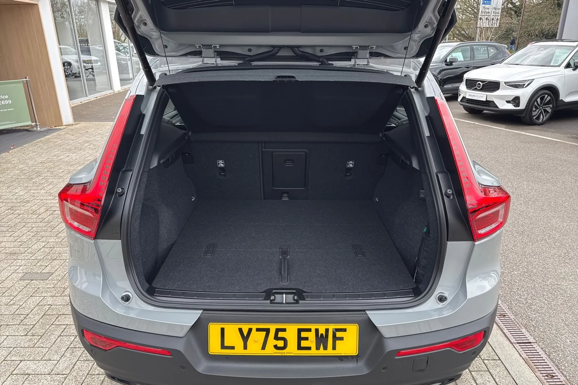 Volvo XC40 thumbnail image number 20