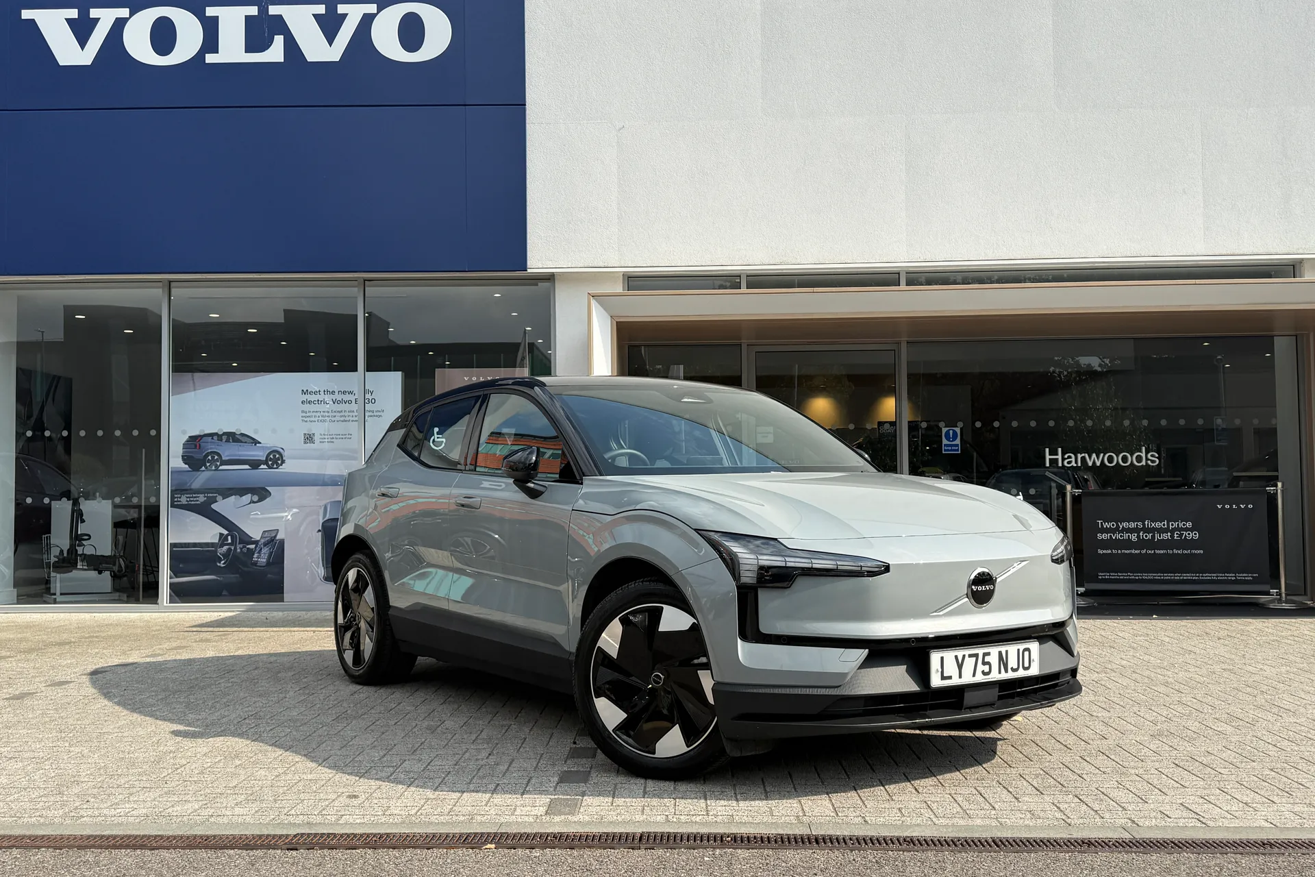 Volvo EX30 focused image