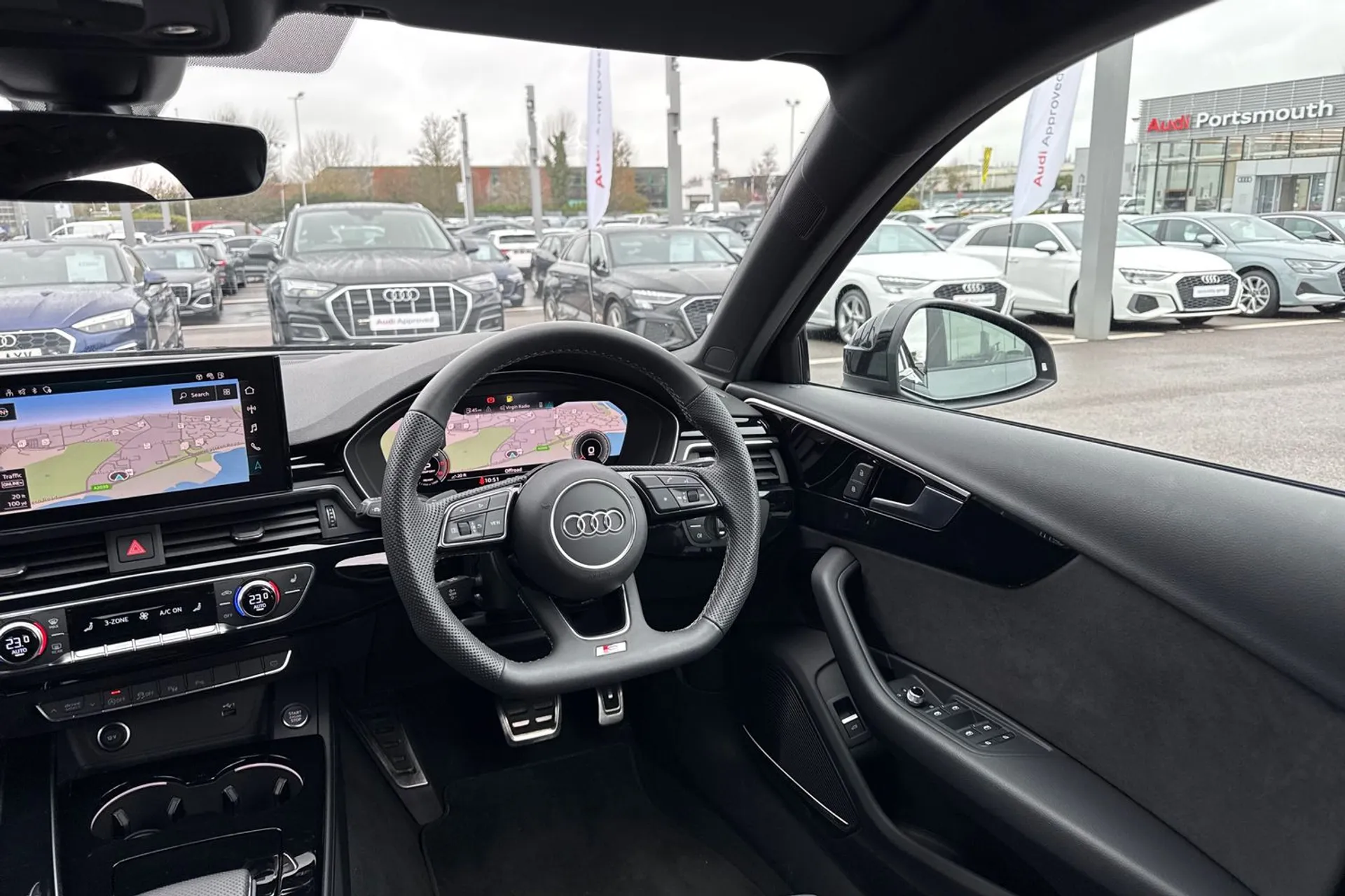 Audi A4 thumbnail image number 44