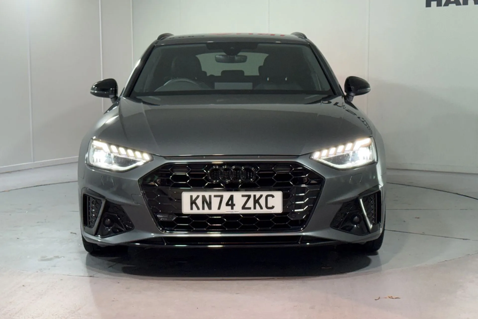 Audi A4 thumbnail image number 6