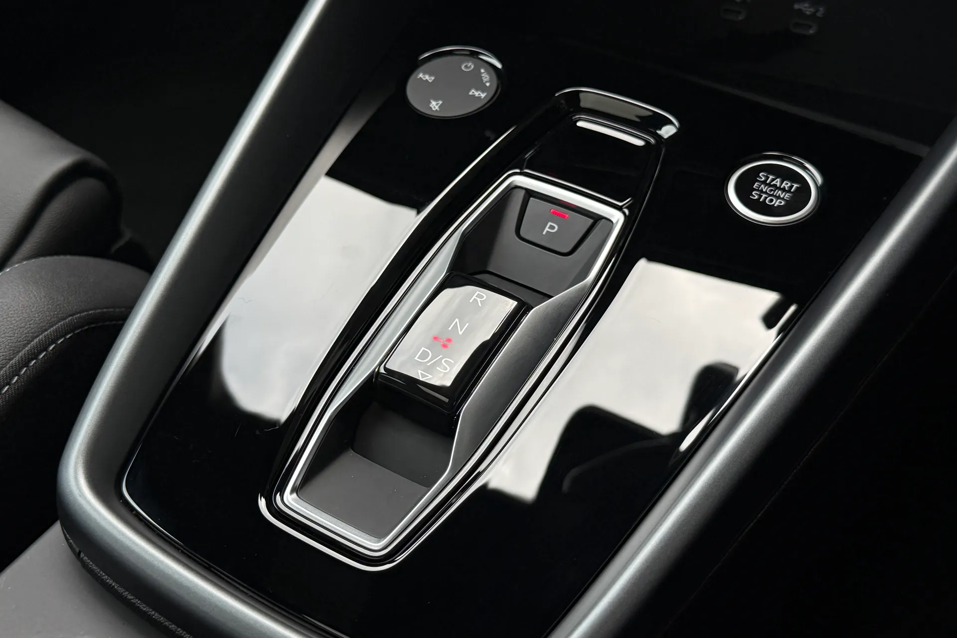 Audi A3 thumbnail image number 28