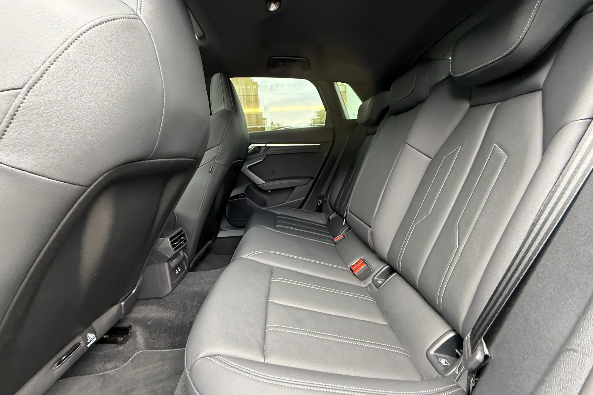 Audi A3 thumbnail image number 54