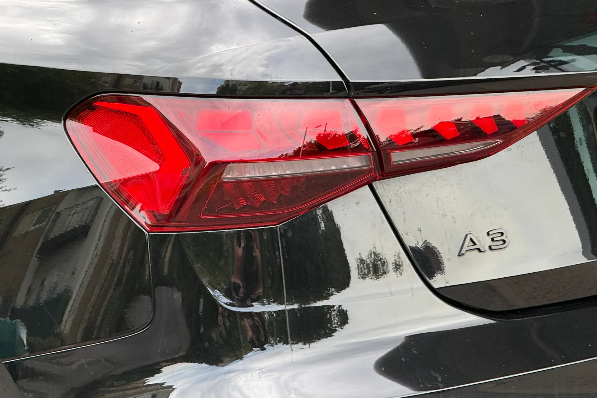 Audi A3 thumbnail image number 51
