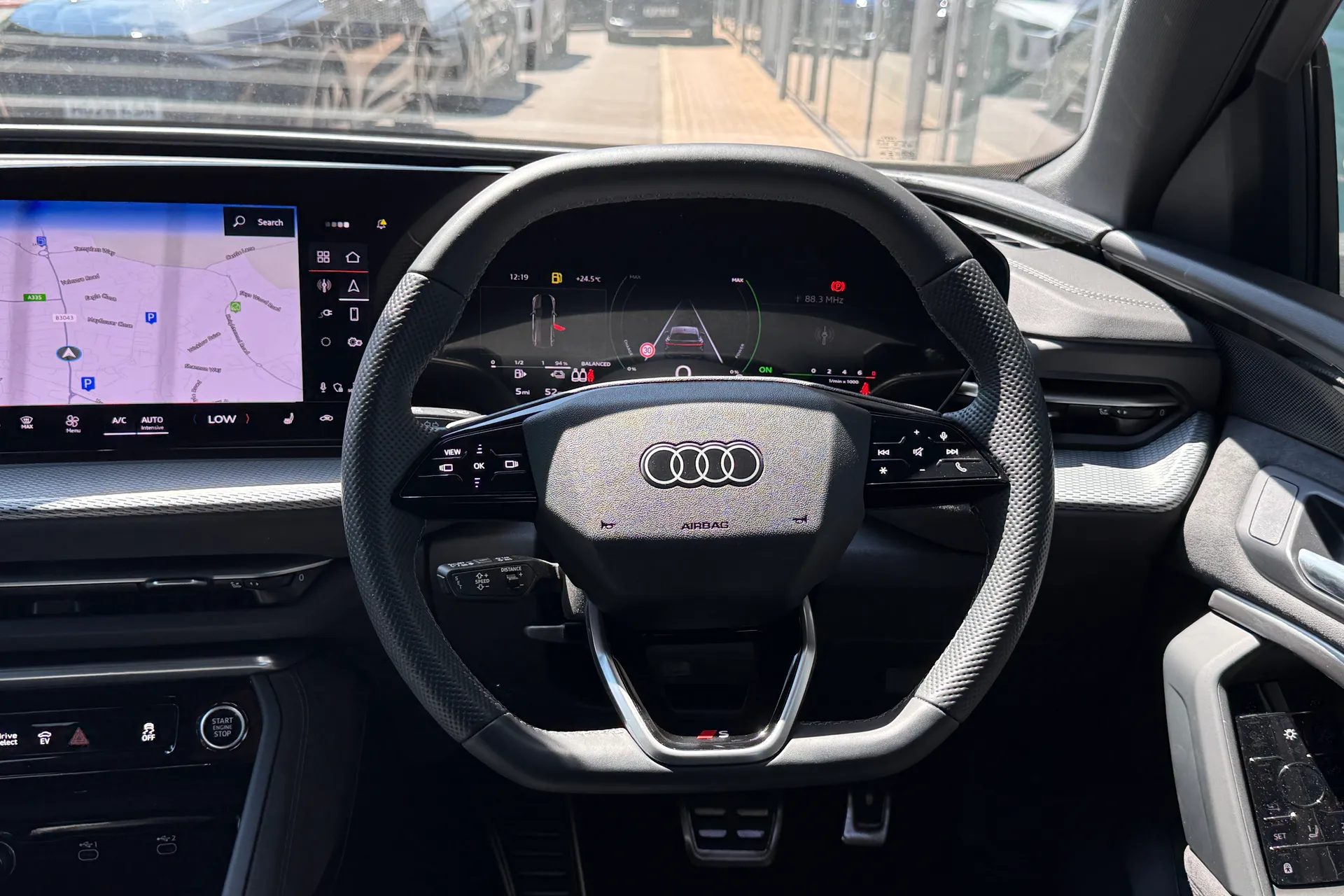 Audi Q5 thumbnail image number 37