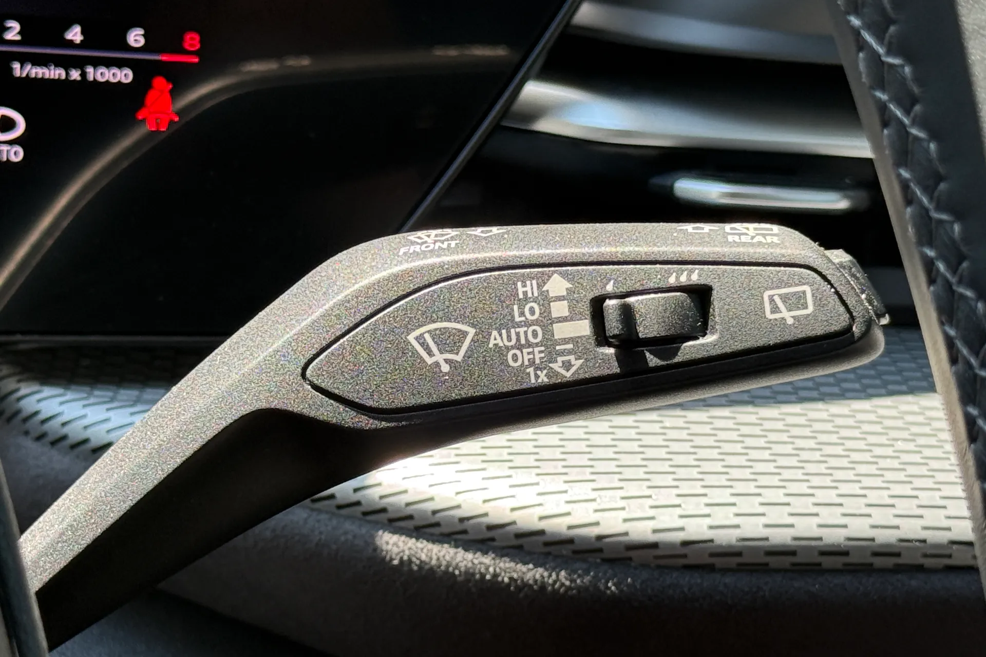 Audi Q5 thumbnail image number 12