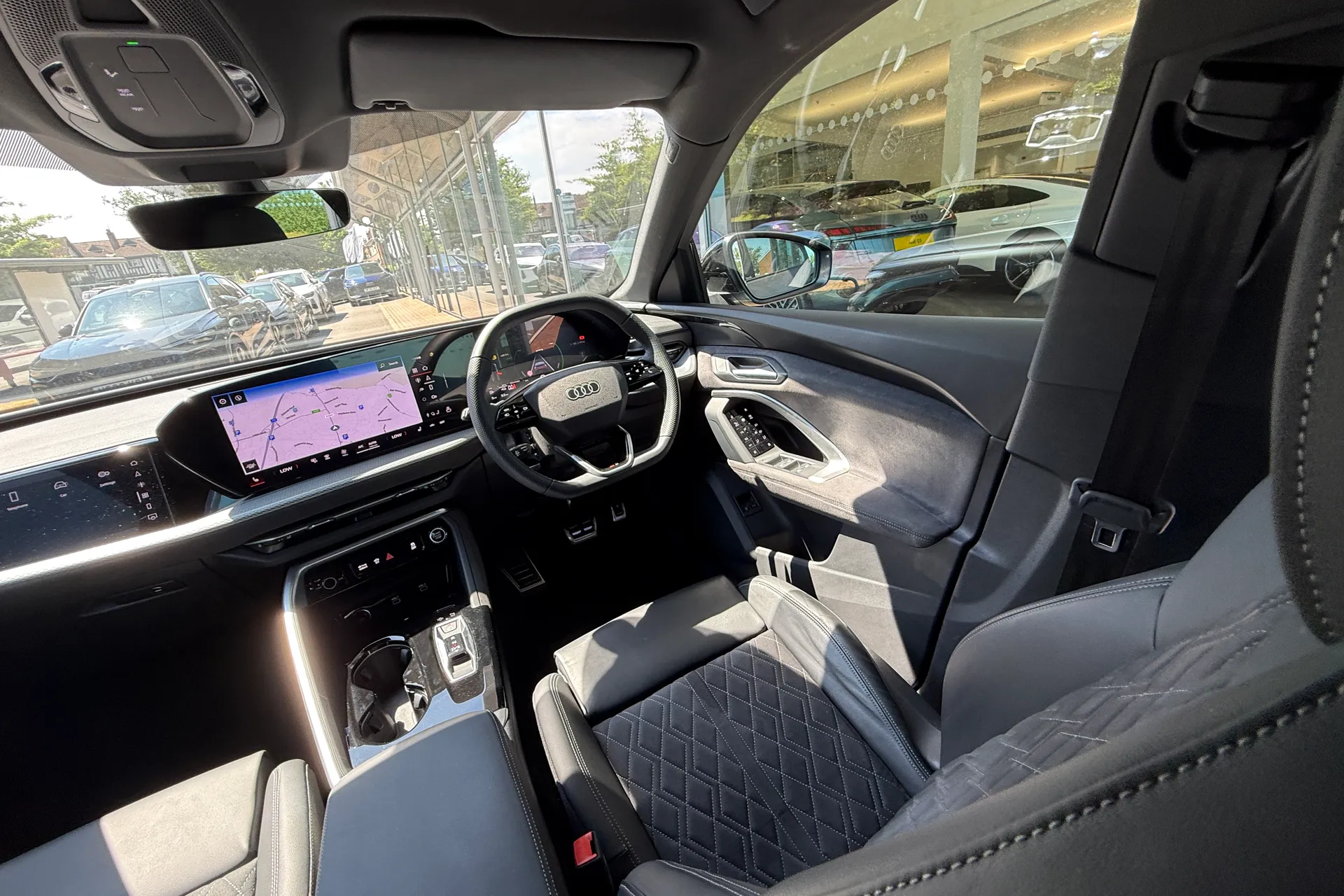 Audi Q5 thumbnail image number 38