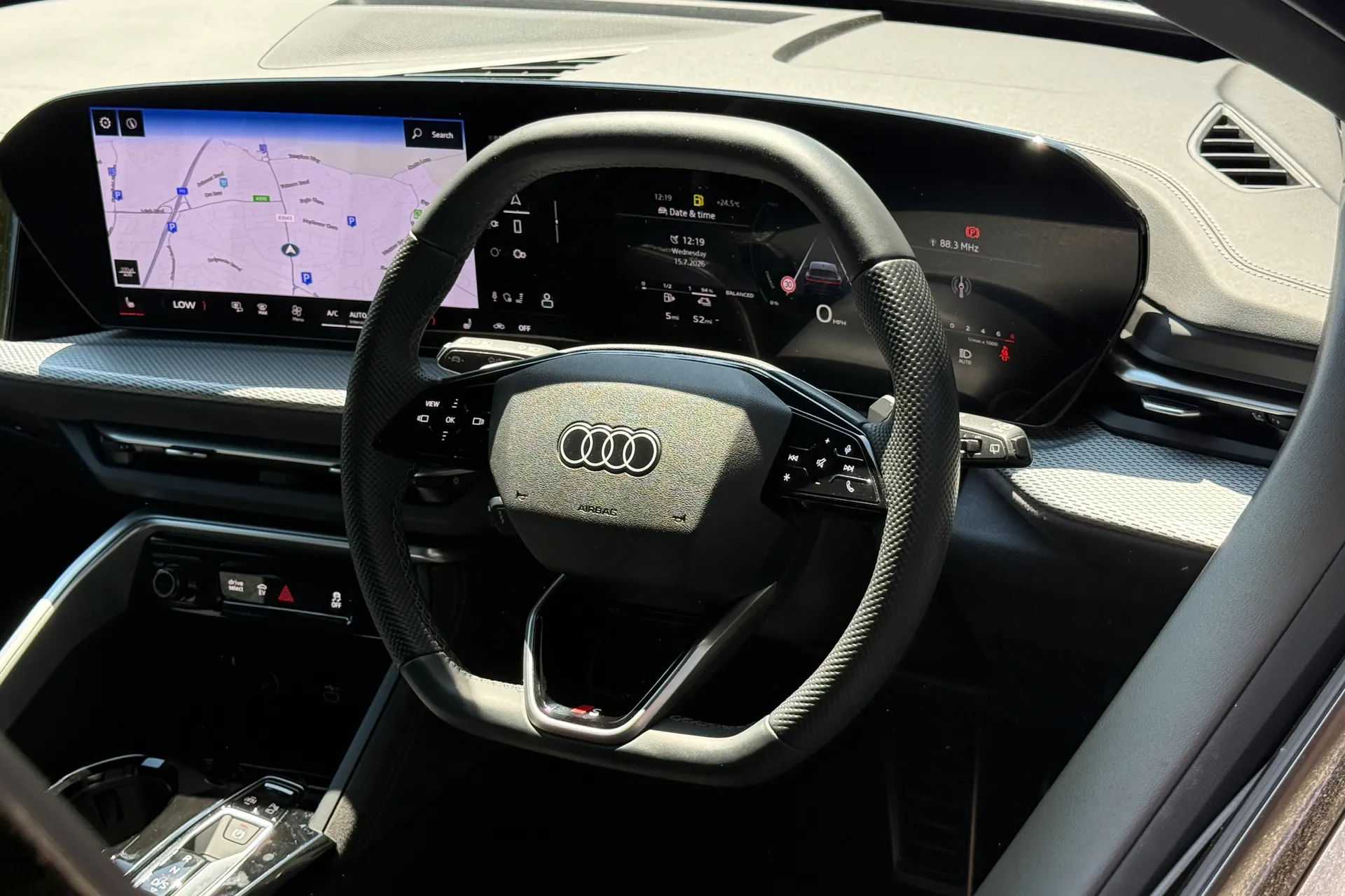 Audi Q5 thumbnail image number 28