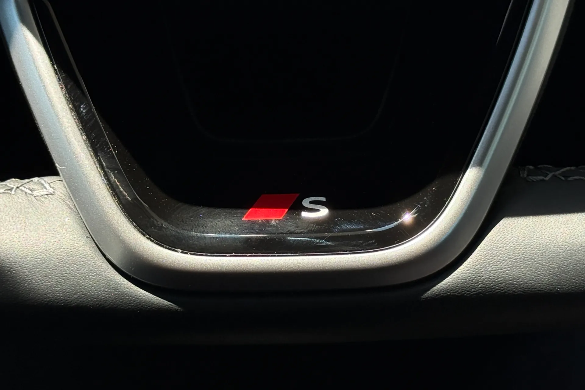 Audi Q5 thumbnail image number 11