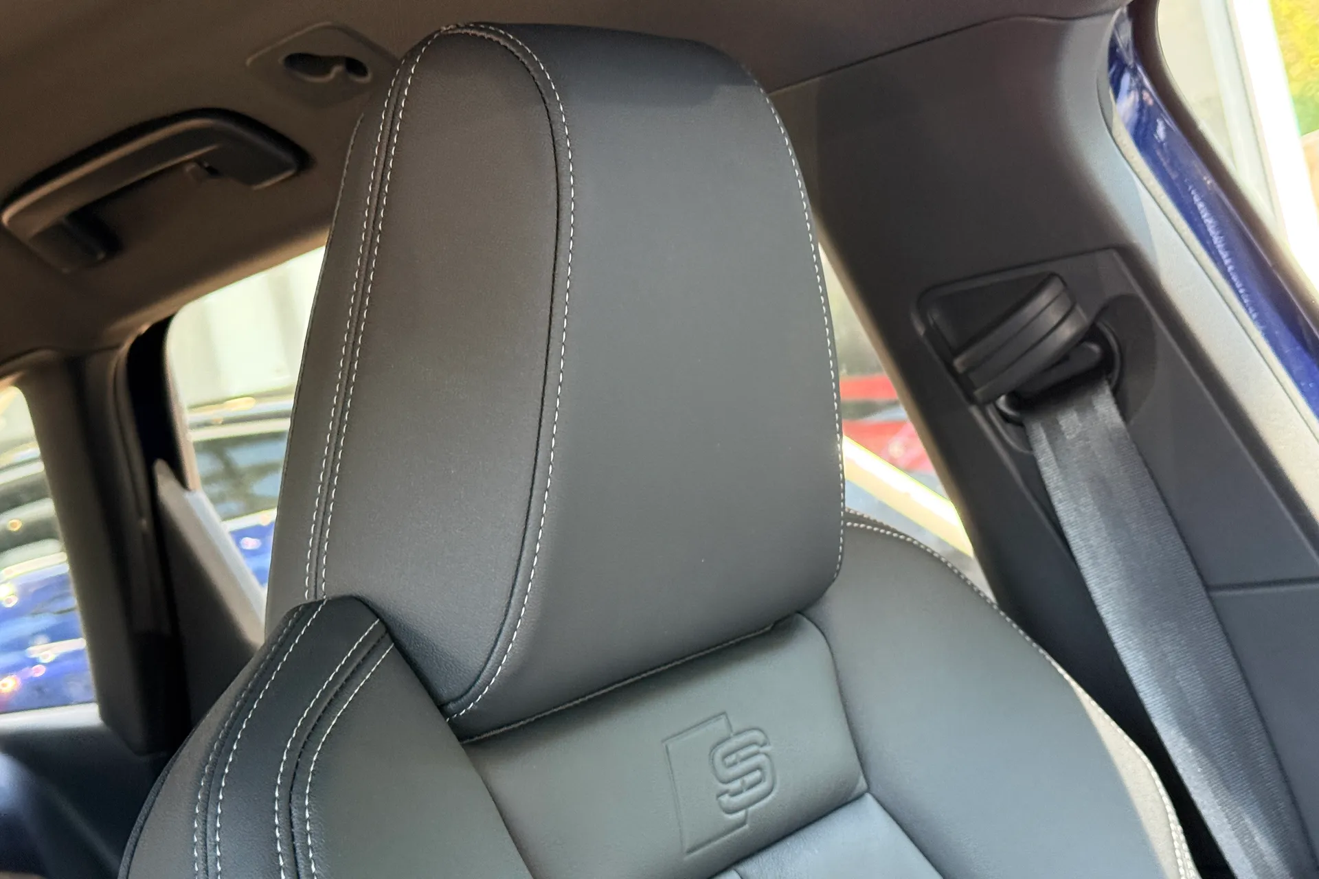 Audi Q4 thumbnail image number 23