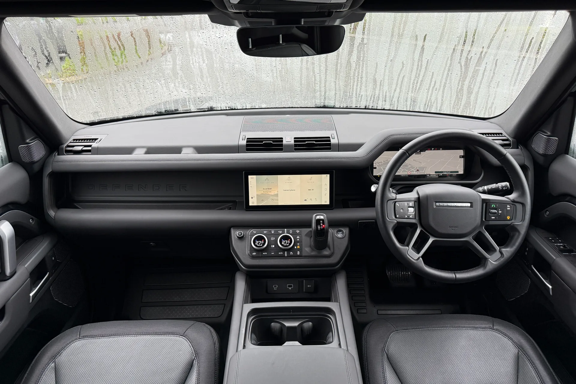LAND ROVER Defender 90 thumbnail image number 3