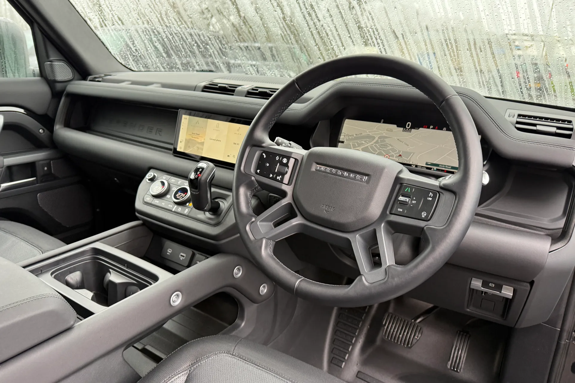 LAND ROVER Defender 90 thumbnail image number 29