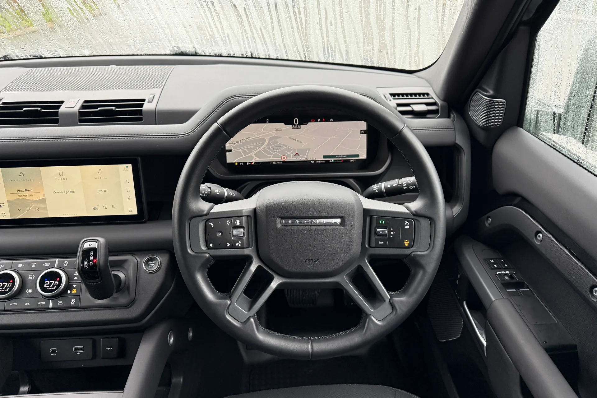 LAND ROVER Defender 90 thumbnail image number 14