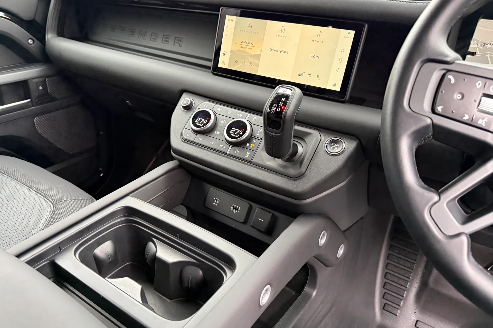 LAND ROVER Defender 90 thumbnail image number 19