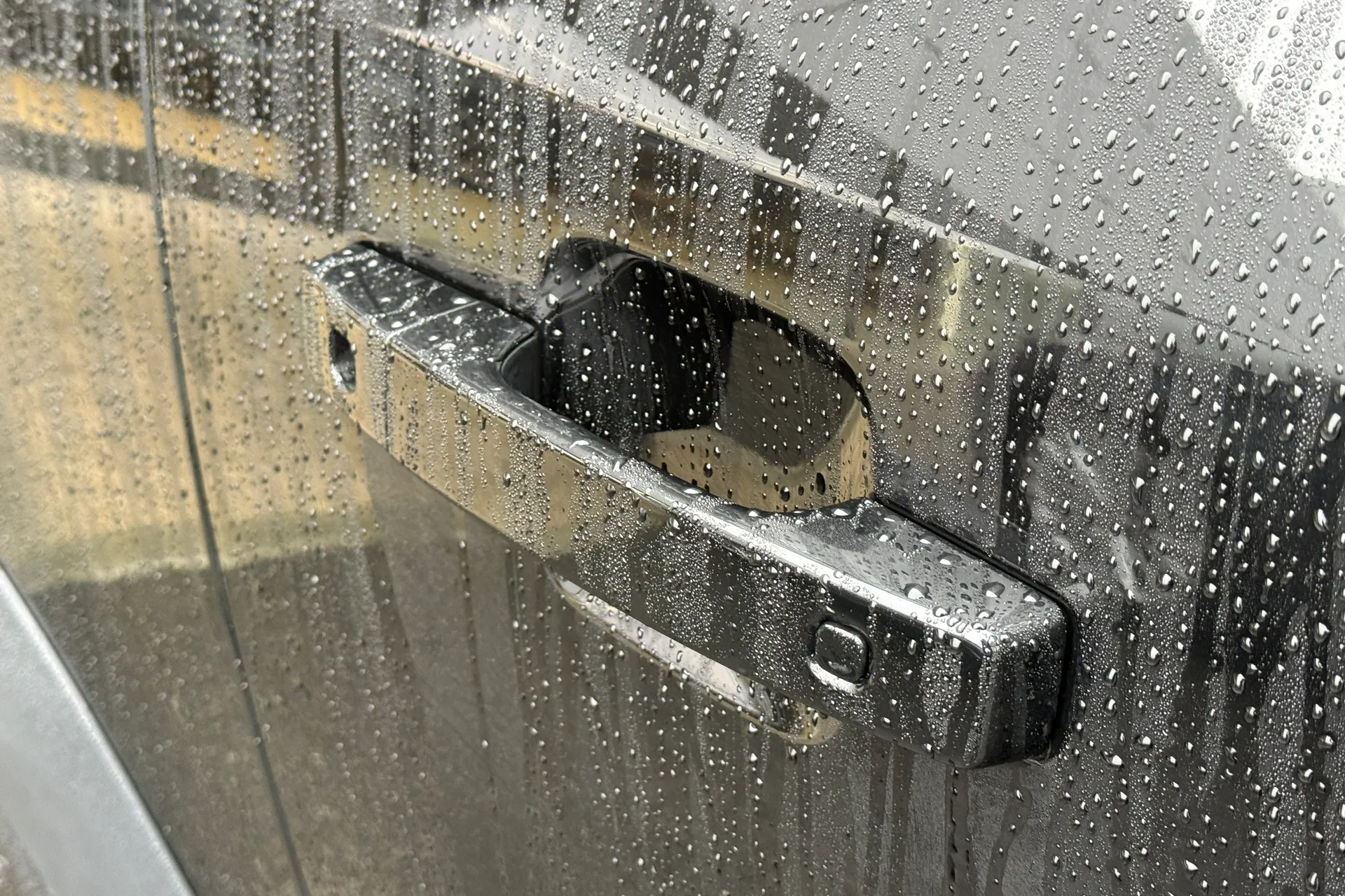 LAND ROVER Defender 90 thumbnail image number 31