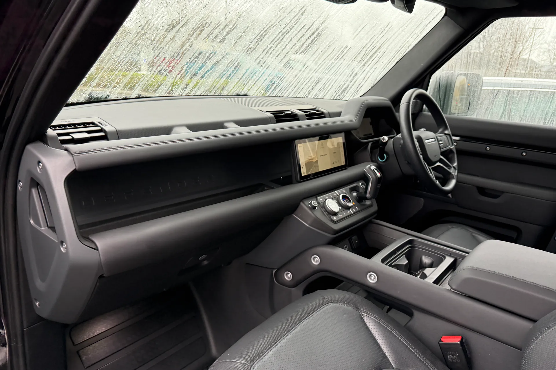 LAND ROVER Defender 90 thumbnail image number 38