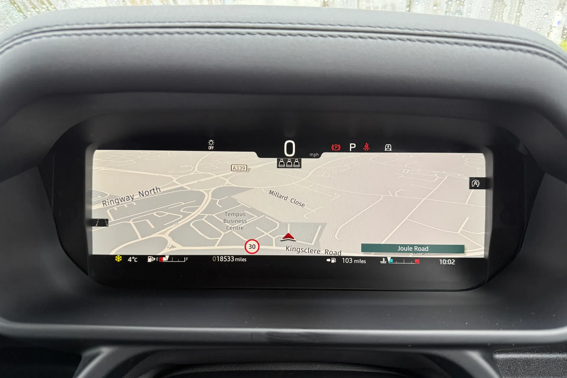 LAND ROVER Defender 90 thumbnail image number 23