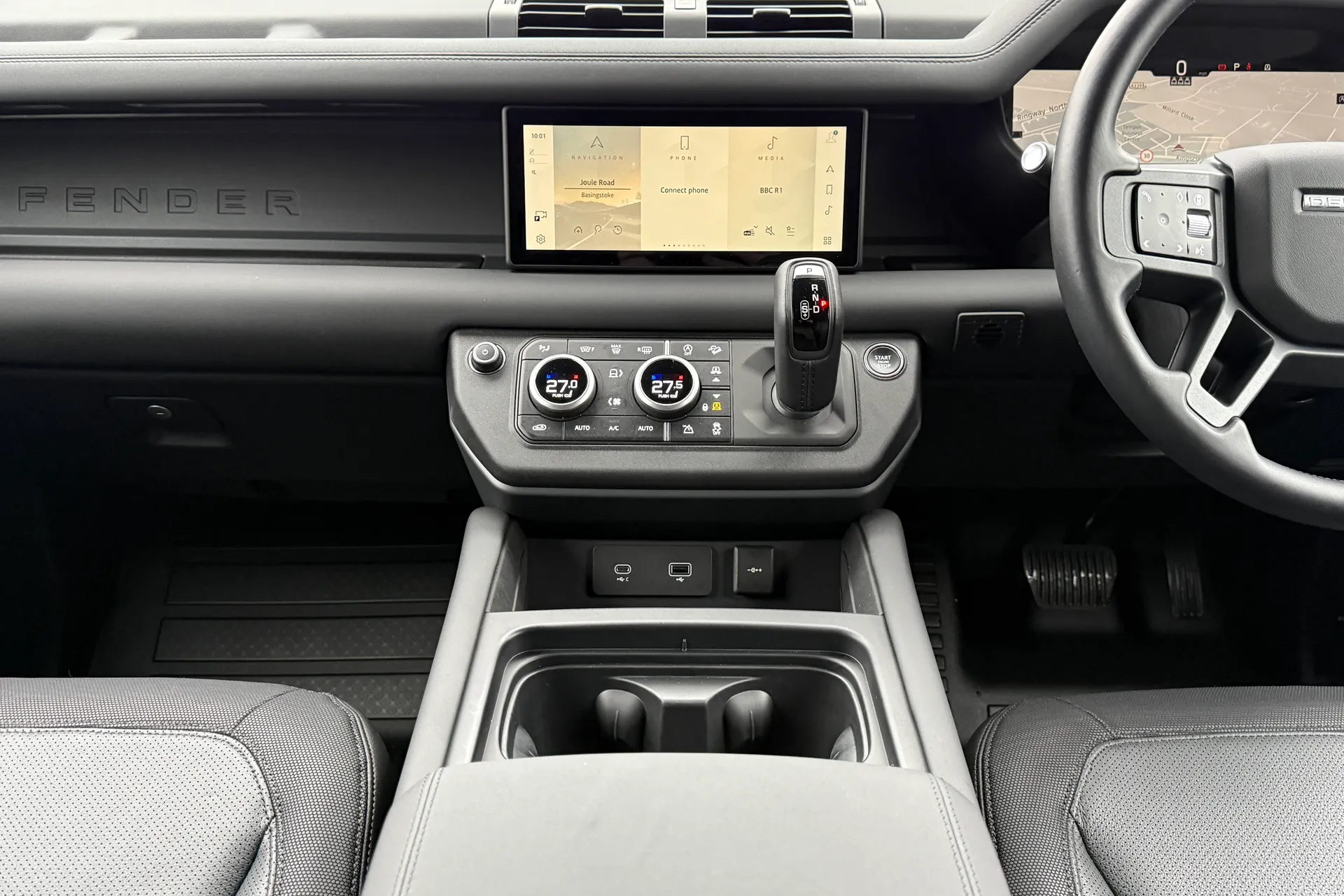 LAND ROVER Defender 90 thumbnail image number 15