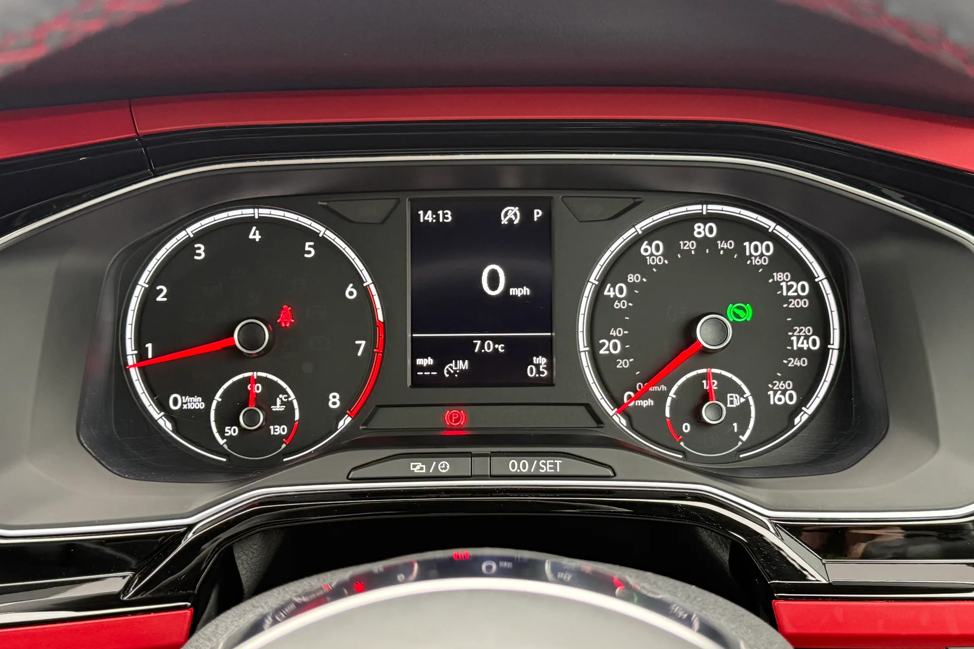 VOLKSWAGEN POLO thumbnail image number 12