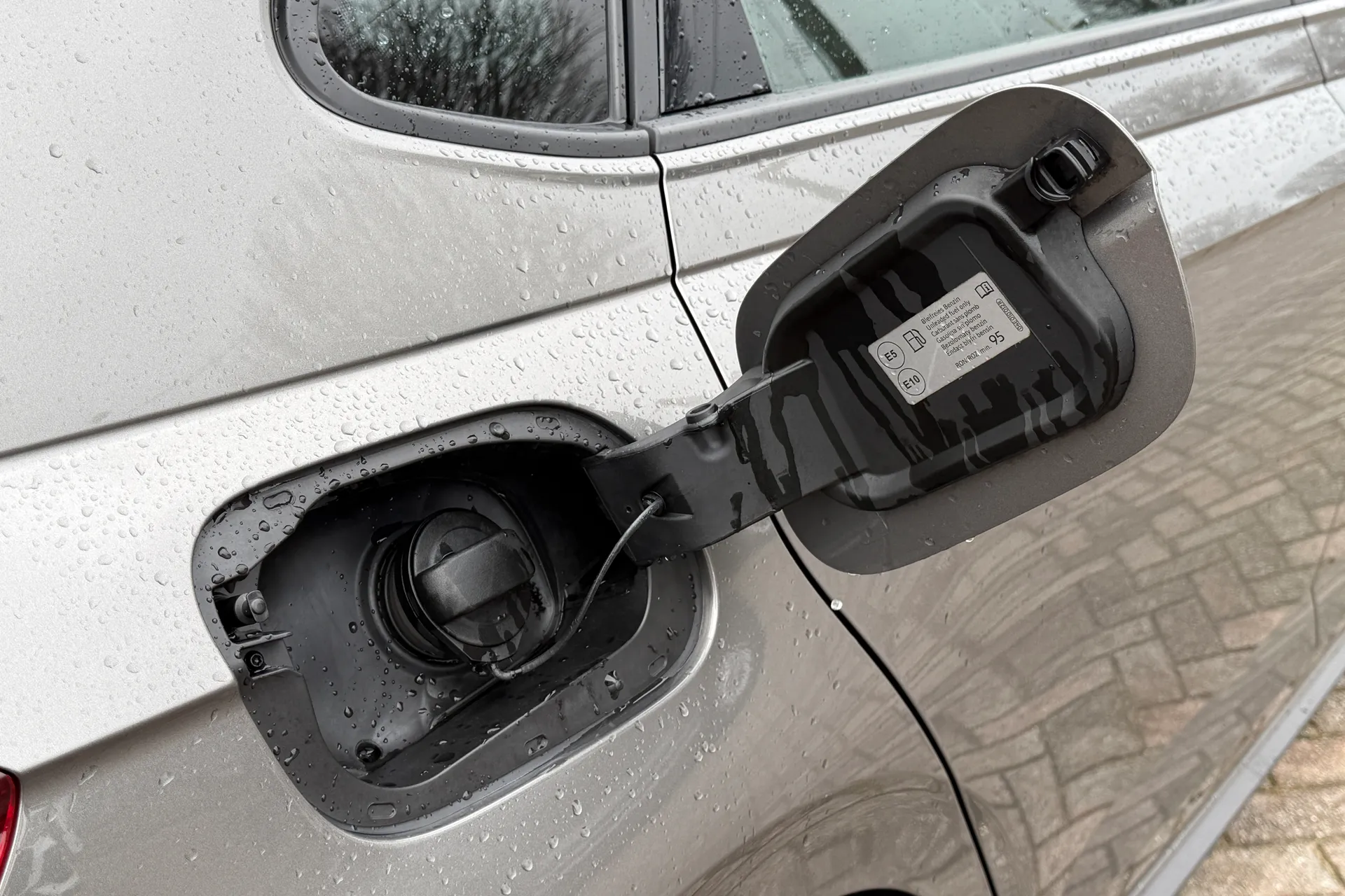 VOLKSWAGEN POLO thumbnail image number 48