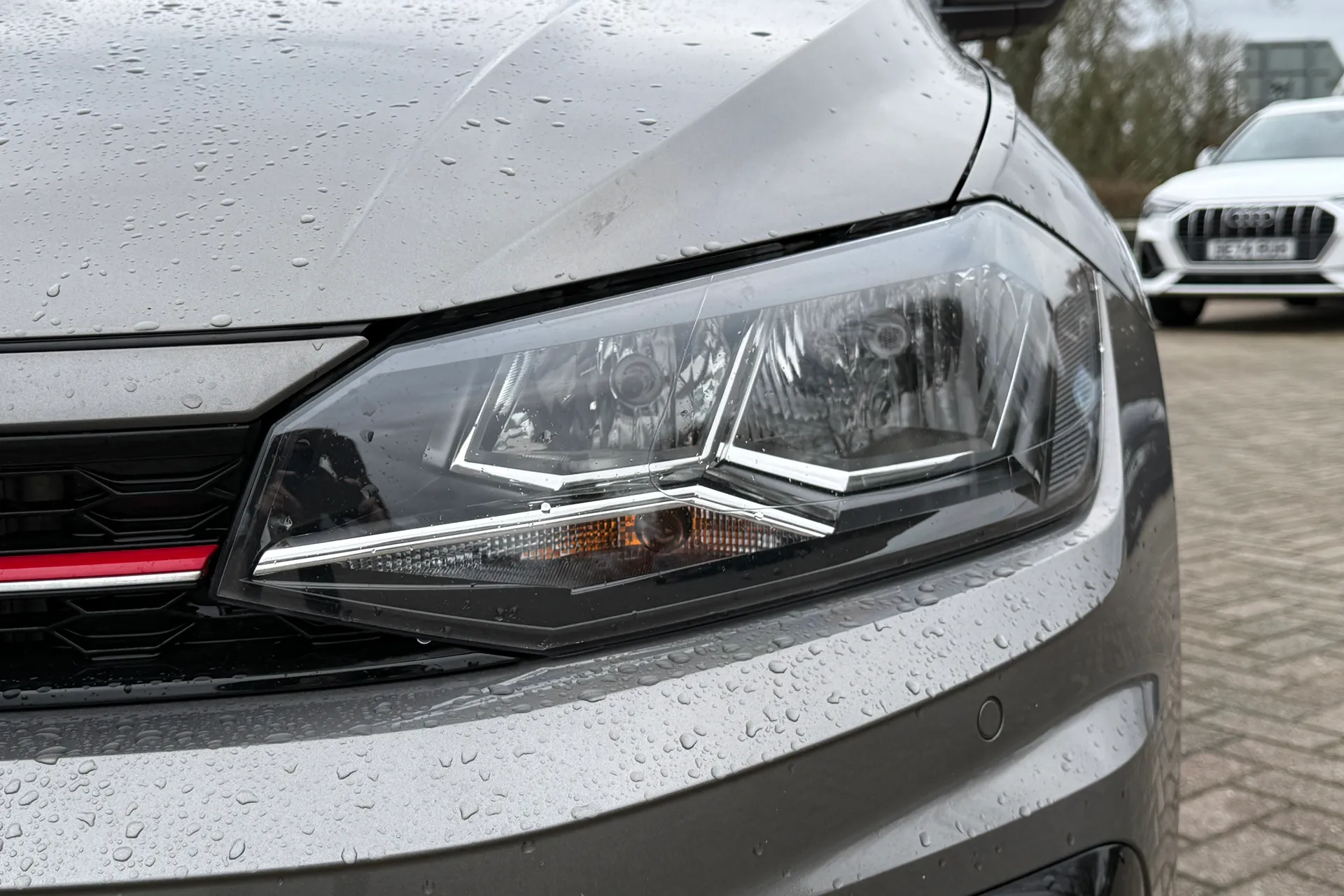 VOLKSWAGEN POLO thumbnail image number 50