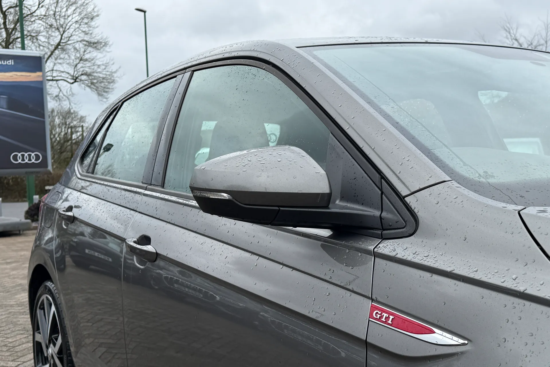 VOLKSWAGEN POLO thumbnail image number 45