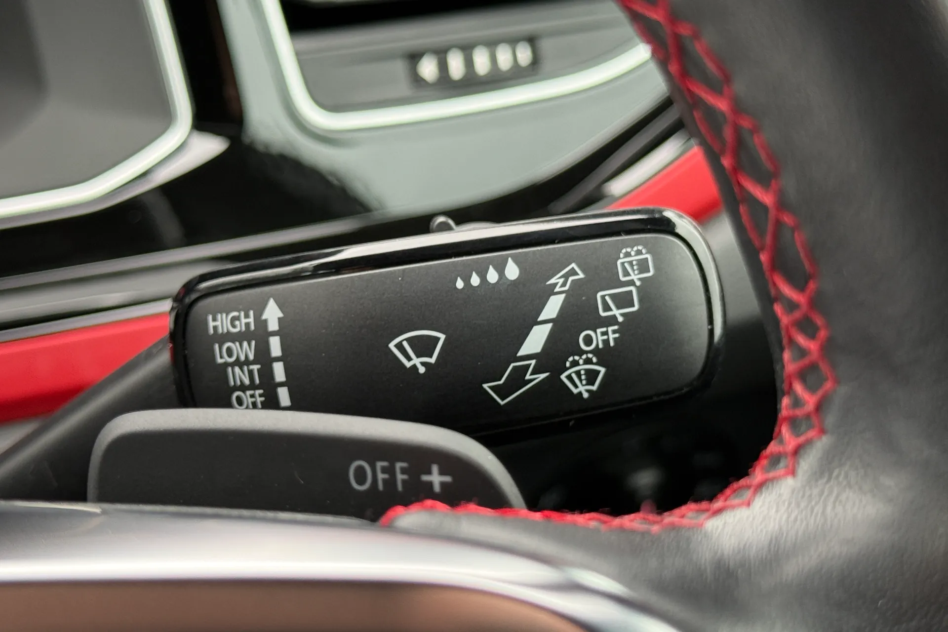 VOLKSWAGEN POLO thumbnail image number 15