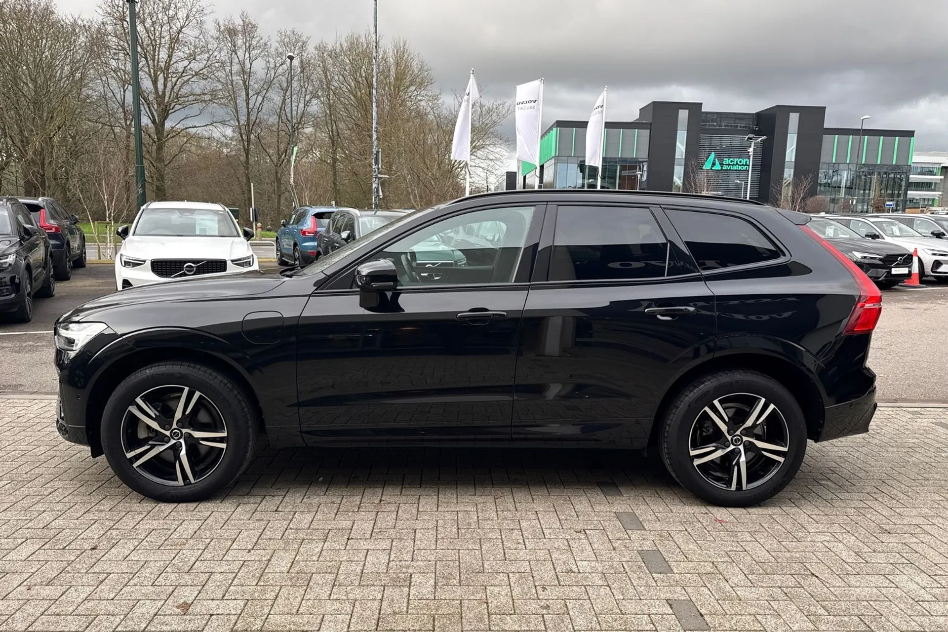 Volvo XC60 thumbnail image number 11