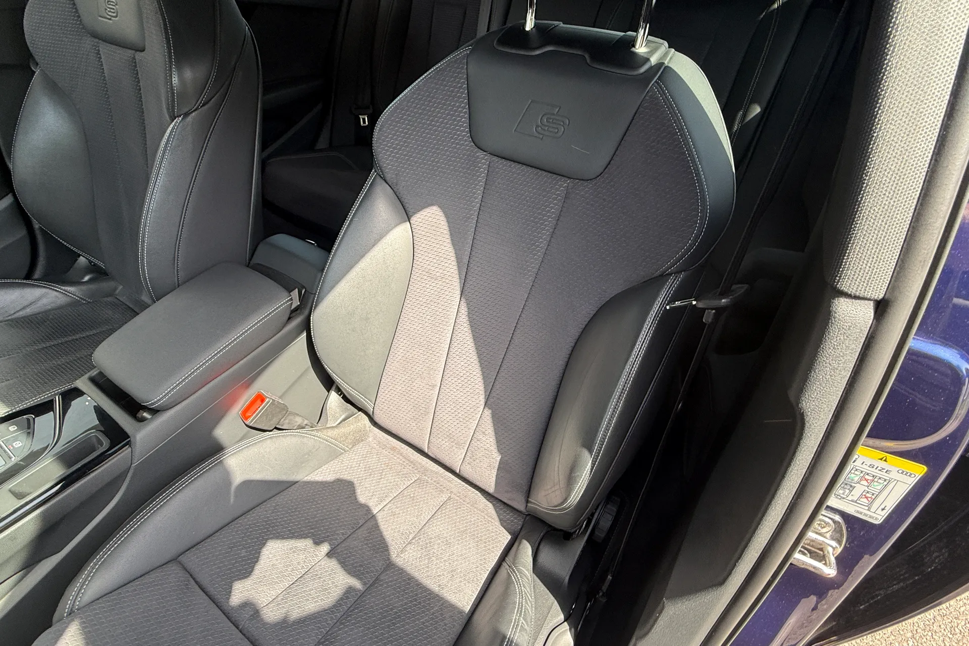 Audi A4 thumbnail image number 53