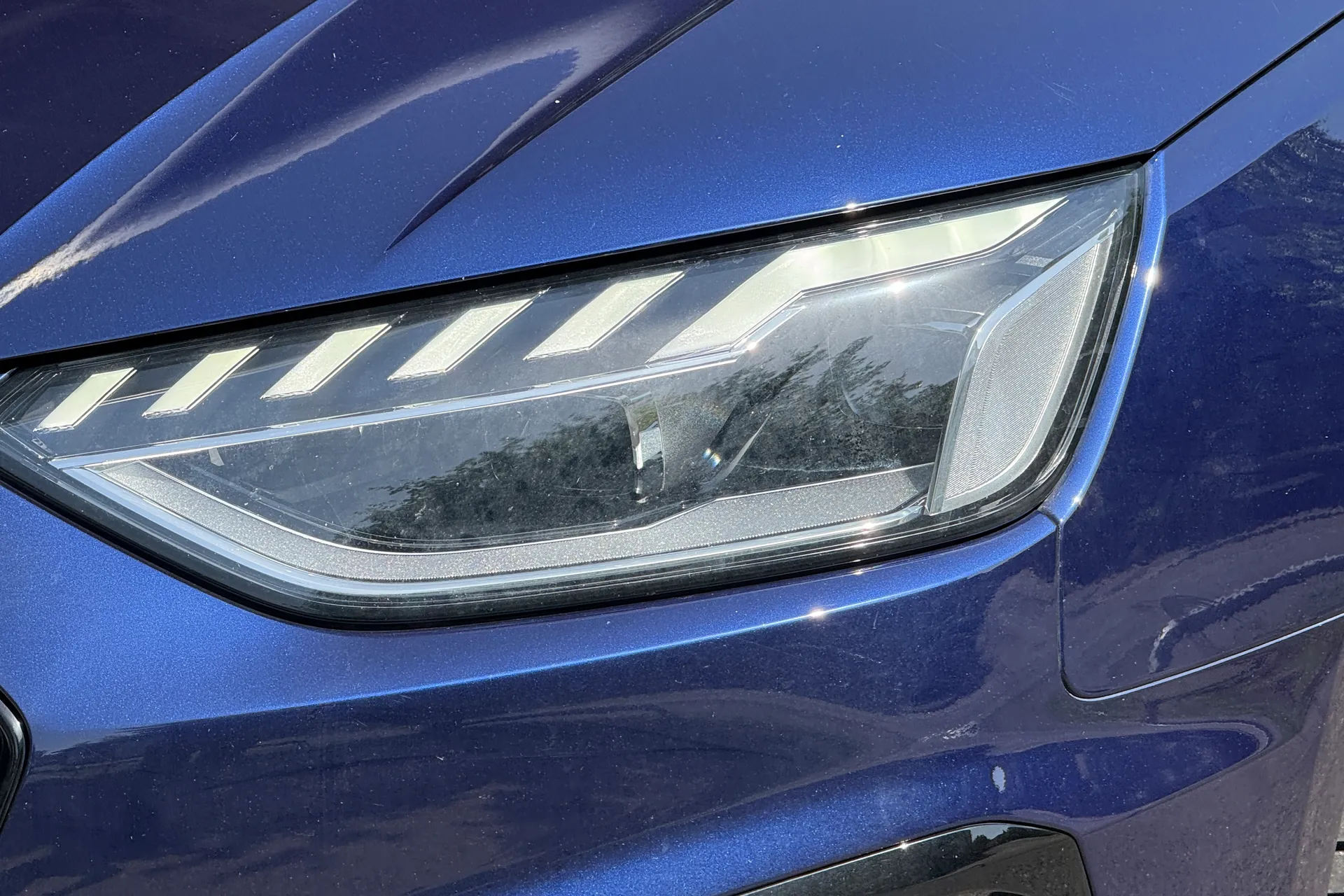 Audi A4 thumbnail image number 57