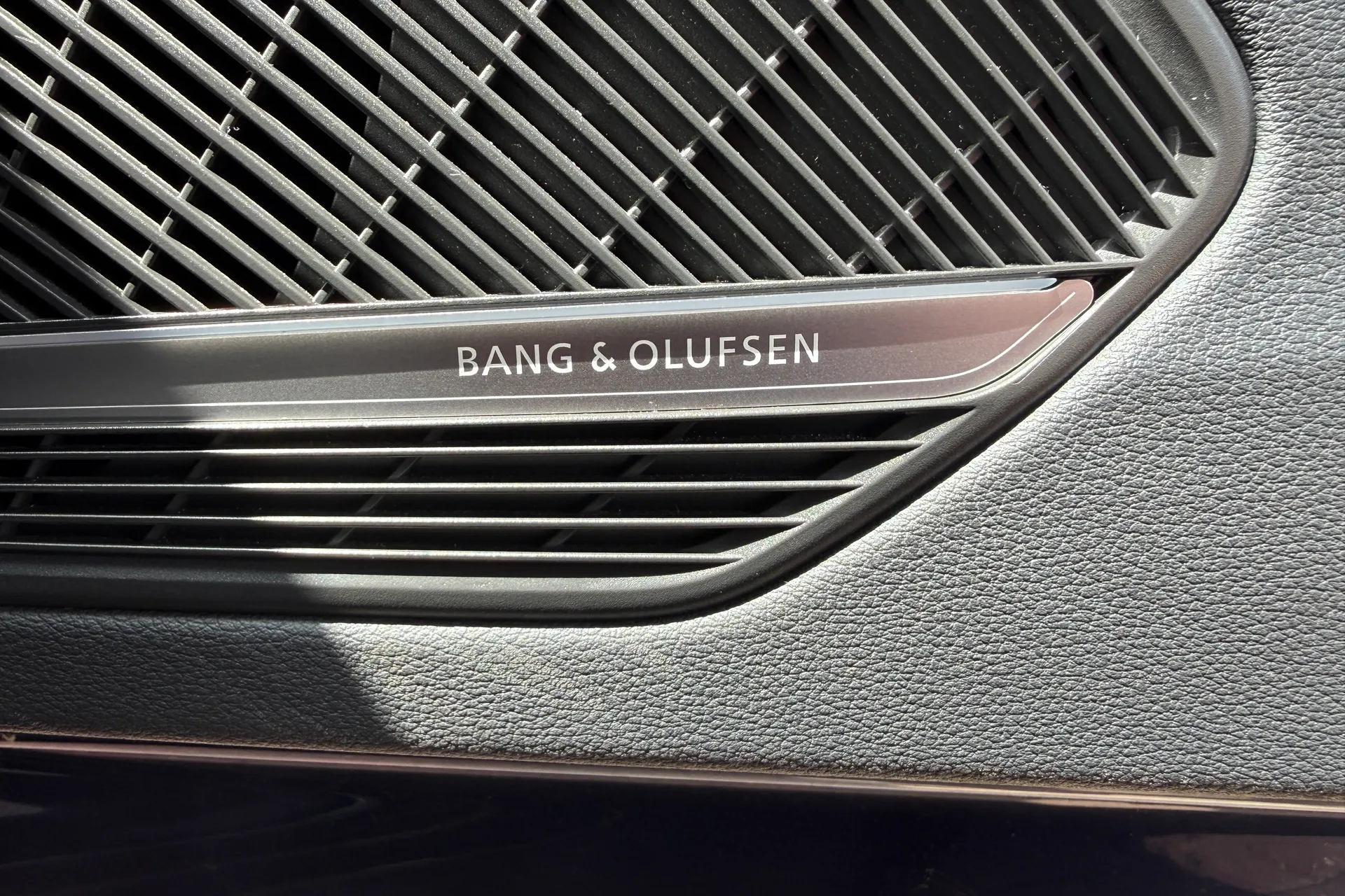 Audi A4 thumbnail image number 6