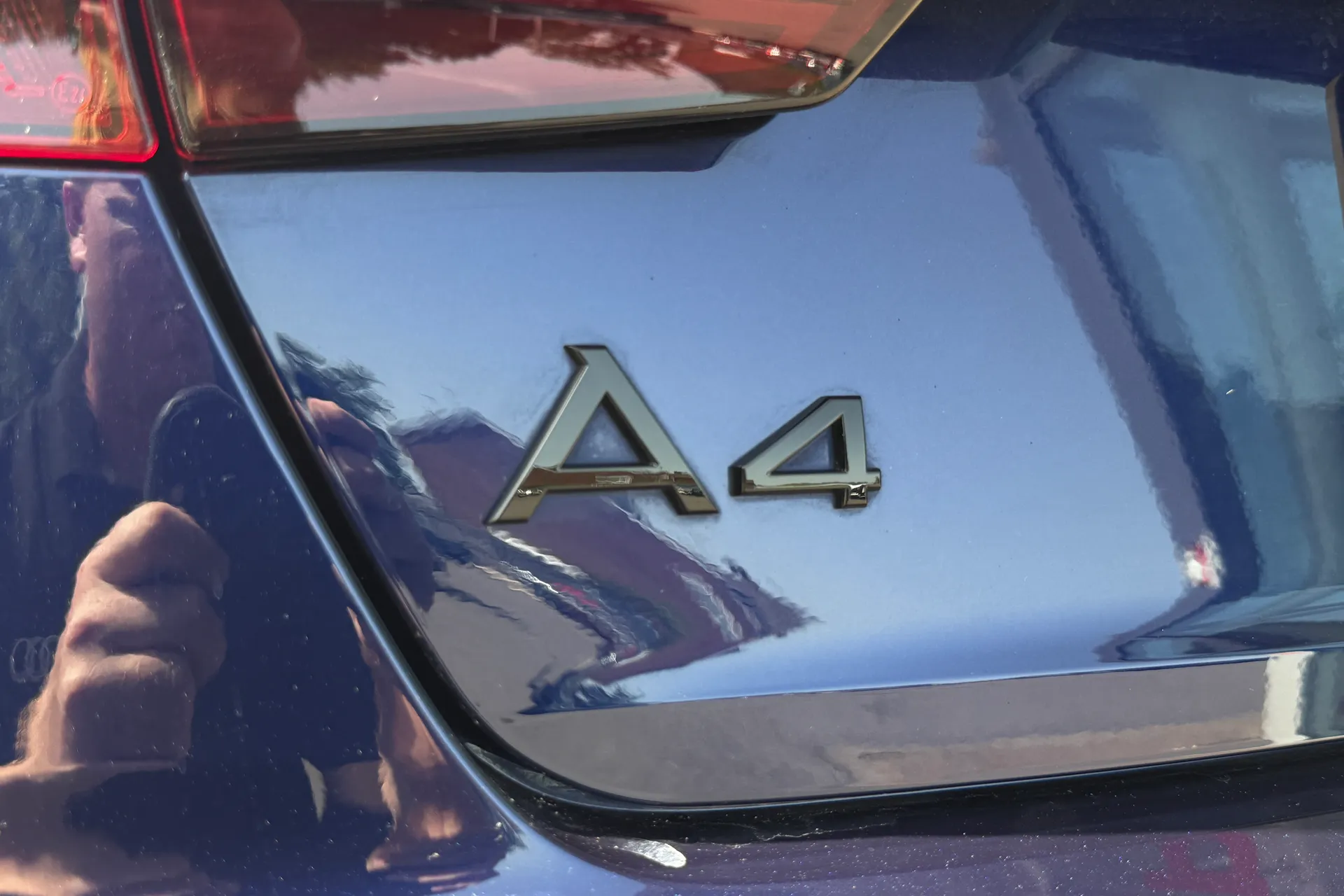 Audi A4 thumbnail image number 40