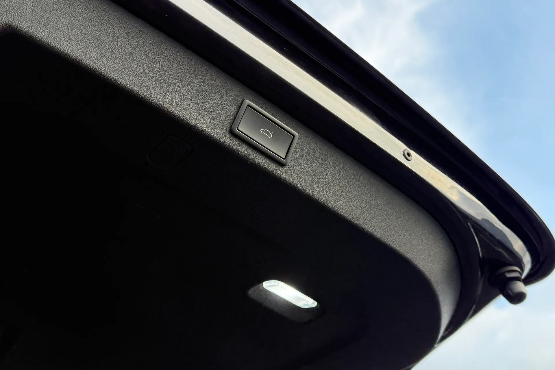 SKODA KODIAQ thumbnail image number 25