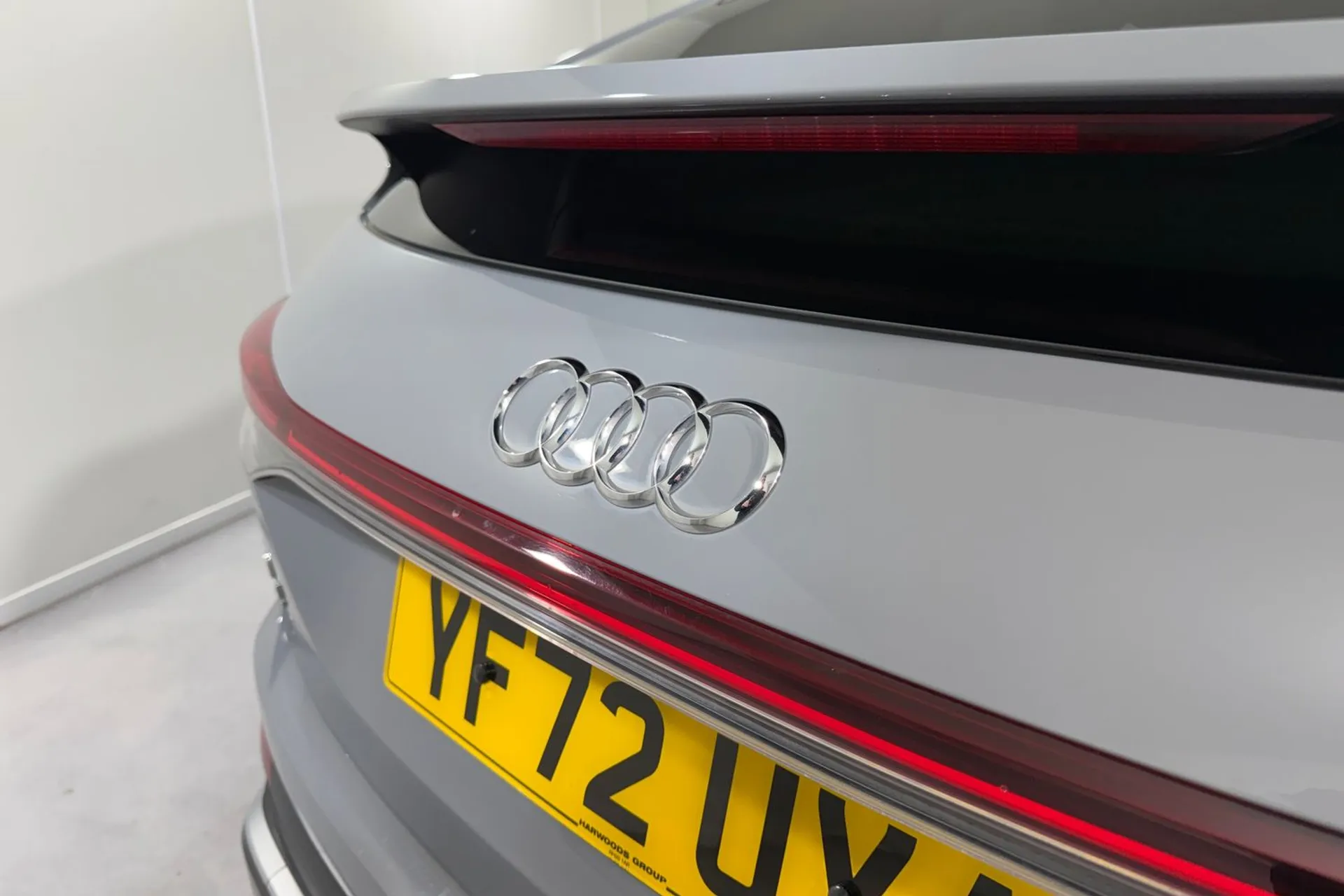 Audi Q4 thumbnail image number 15