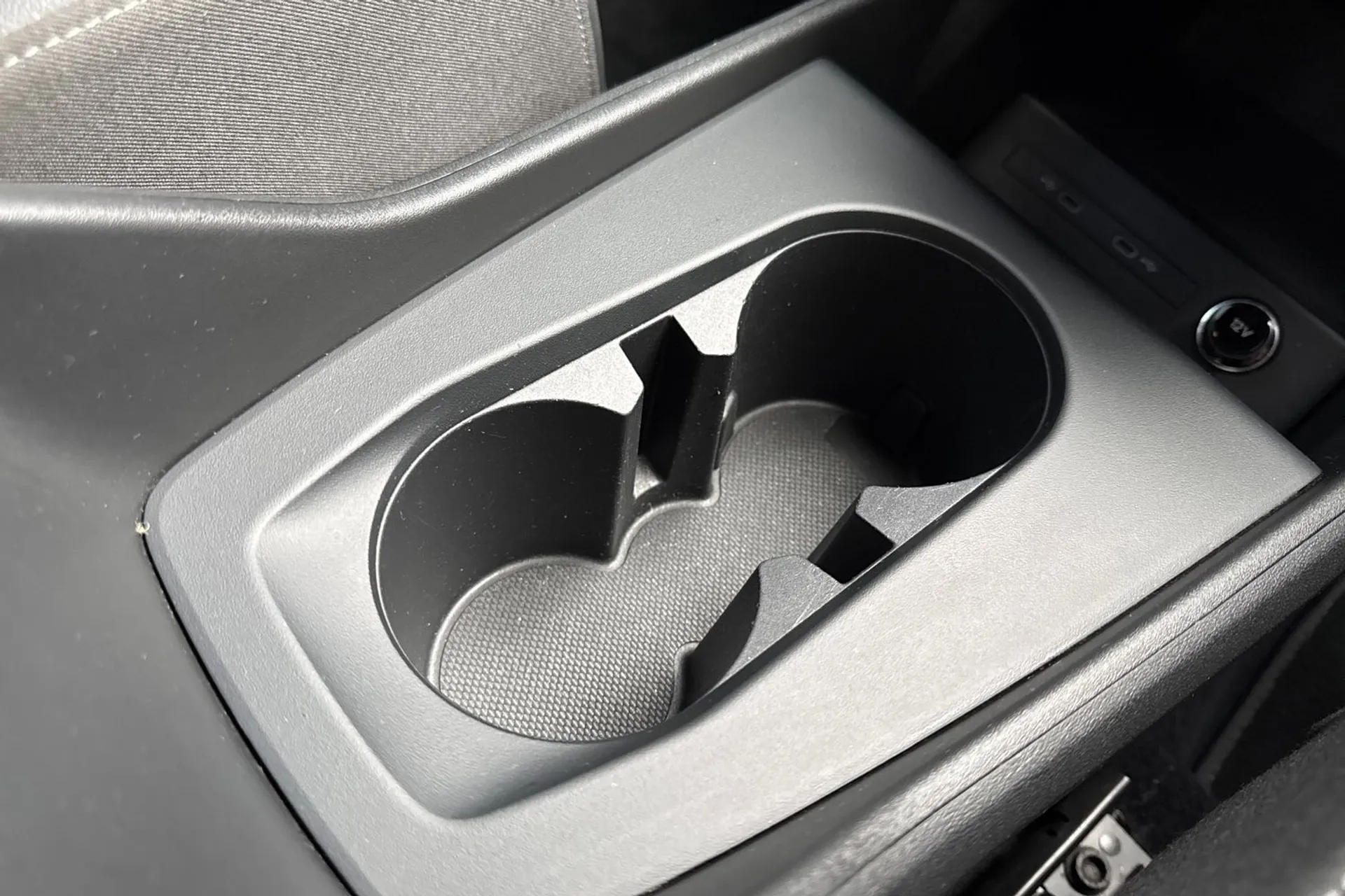 Audi Q4 thumbnail image number 53