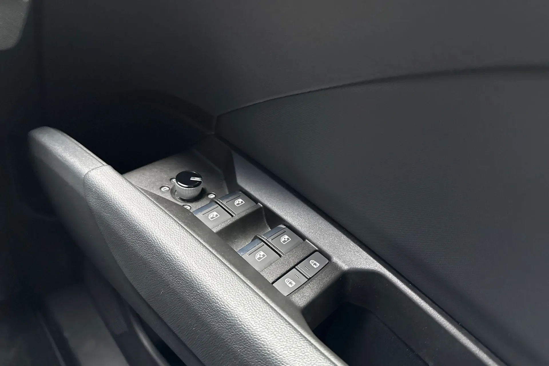 Audi Q4 thumbnail image number 50