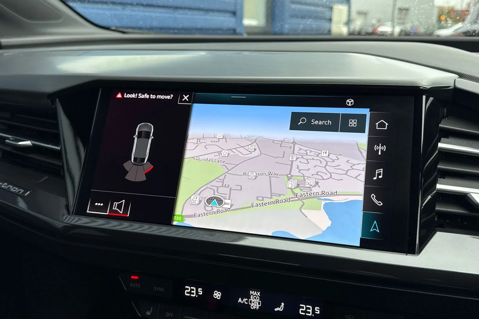 Audi Q4 thumbnail image number 48