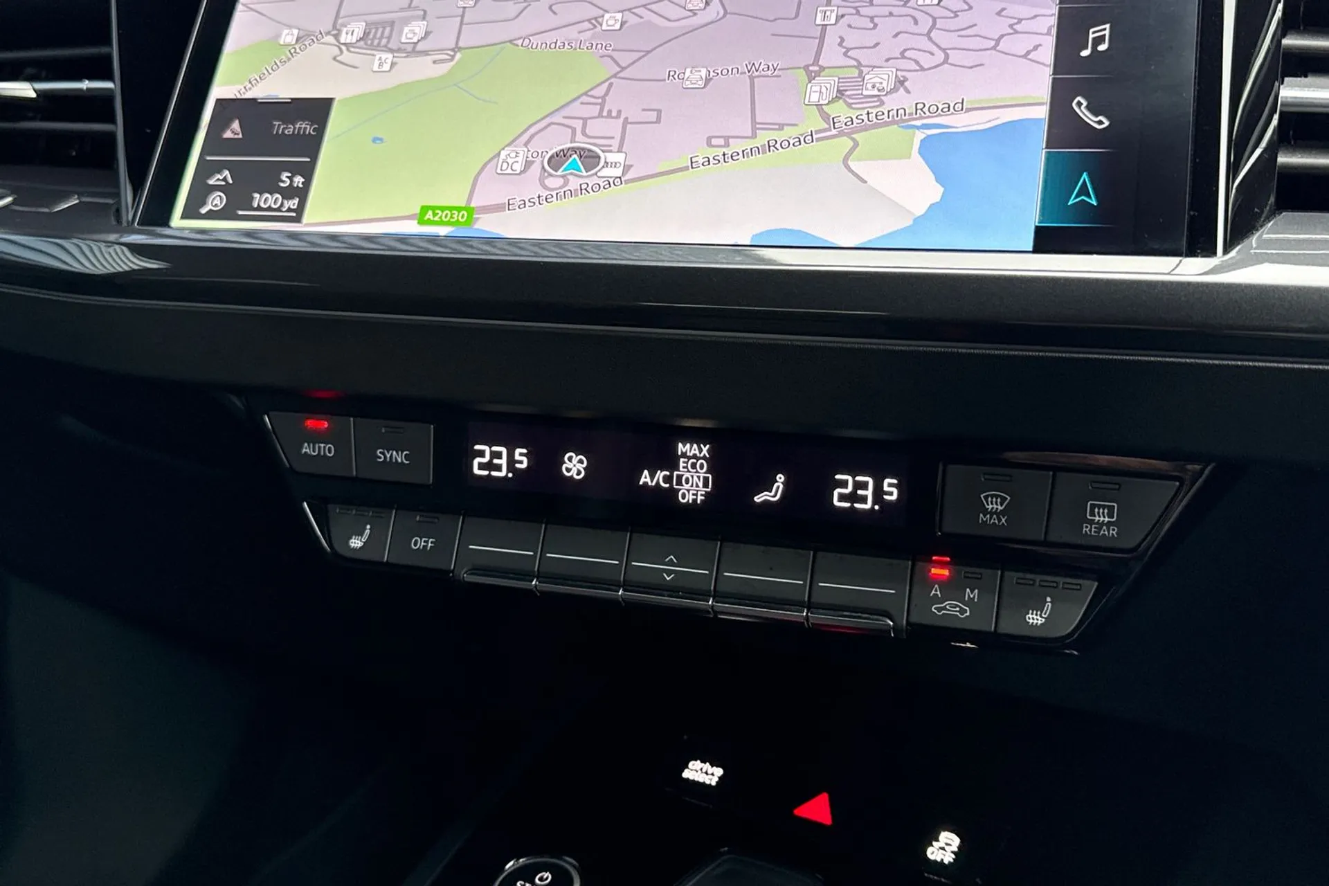 Audi Q4 thumbnail image number 49