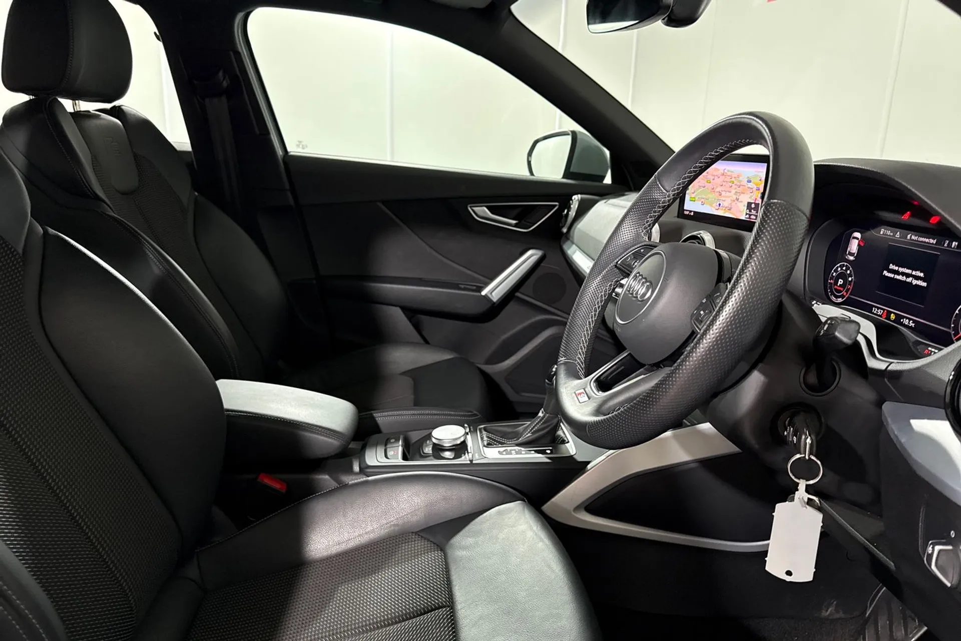 Audi Q2 thumbnail image number 27